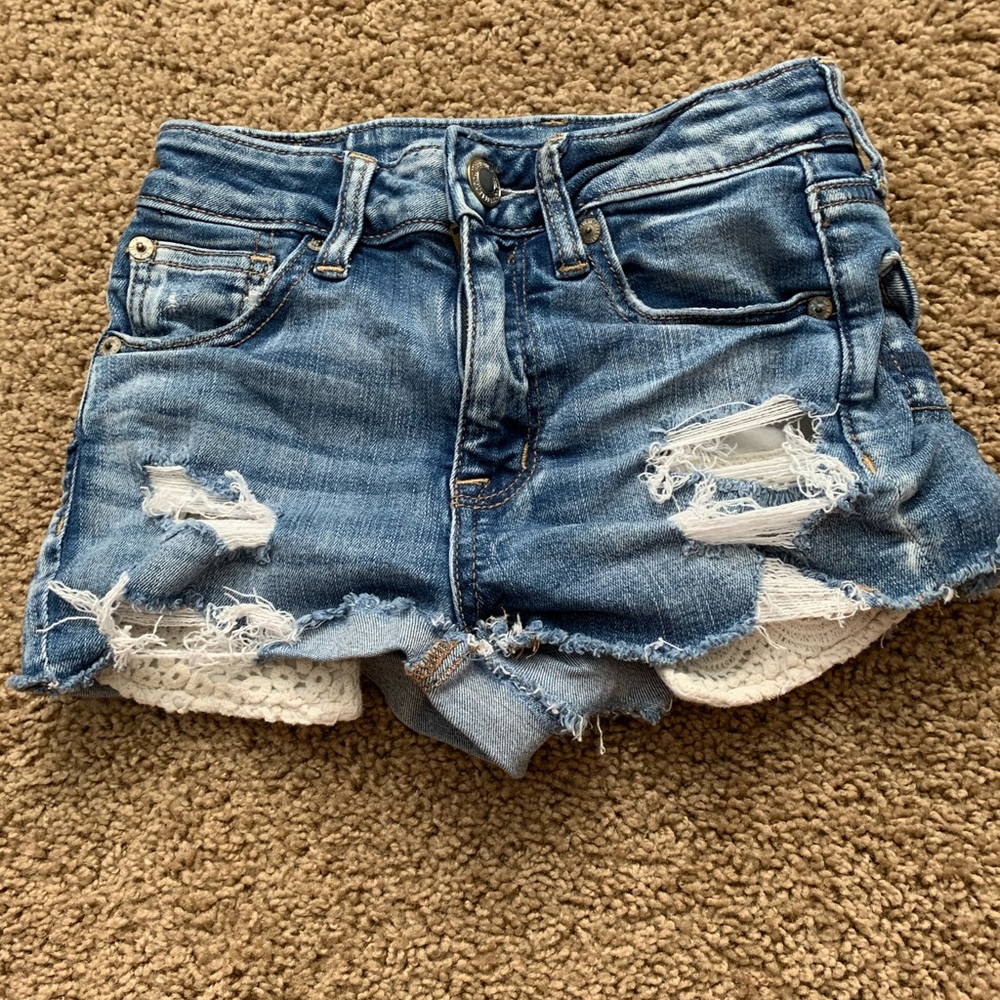 American eagle ripped jean shorts